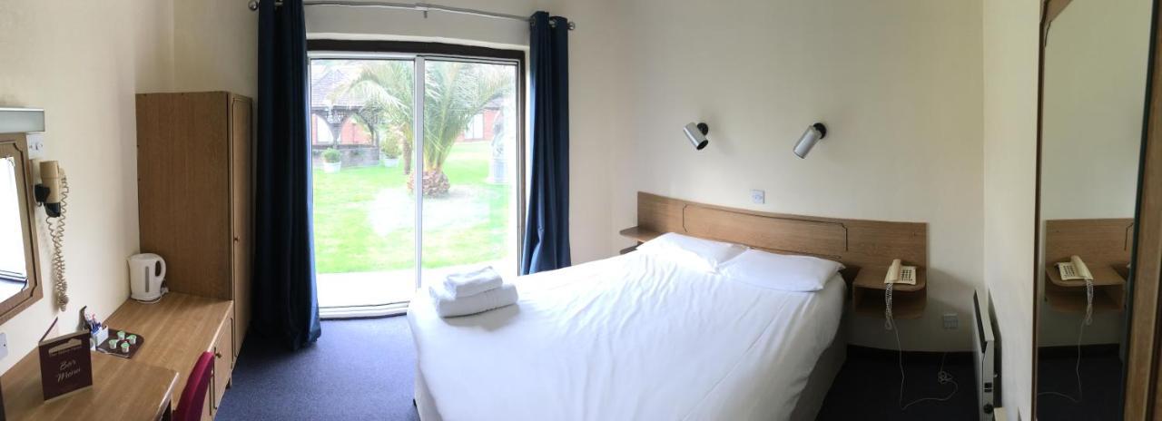 The Abbey Hotel And Conference Centre Minster-on-Sea エクステリア 写真